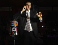 Distributeur de cadeau, yoan magicien